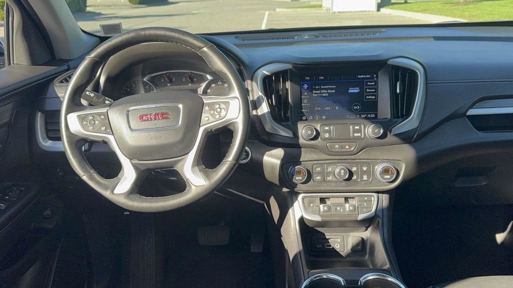 2023 GMC Terrain SLT