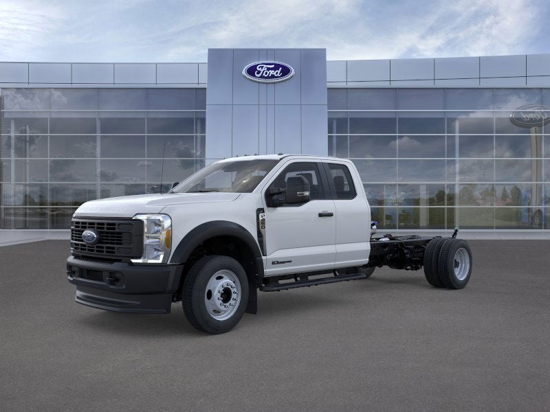 2025 Ford Chassis Cab F-450® XL