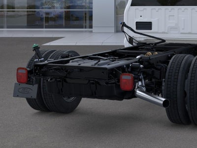 2025 Ford Chassis Cab F-450® XL