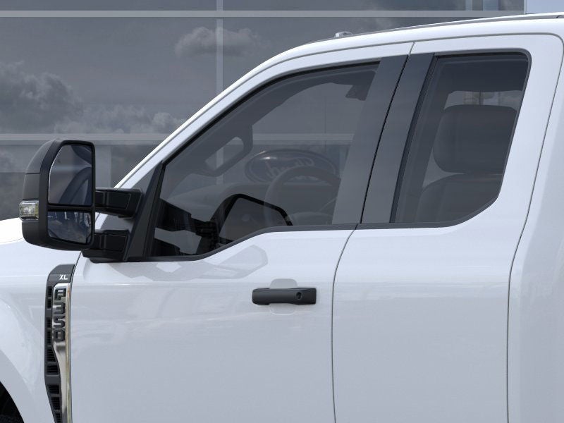 2025 Ford Chassis Cab F-350® XL