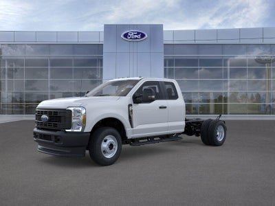 2025 Ford Chassis Cab F-350® XL