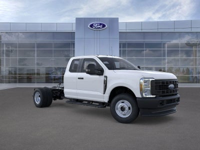 2025 Ford Chassis Cab F-350® XL