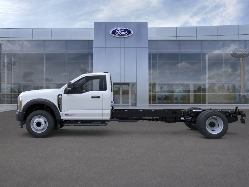 2025 Ford Chassis Cab F-600® XL