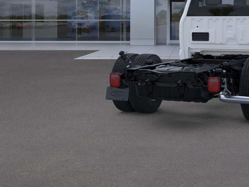 2025 Ford Chassis Cab F-350® XL 9' 2/3 Dynapro Dump