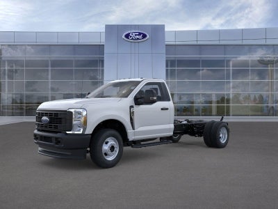 2025 Ford Chassis Cab F-350® XL
