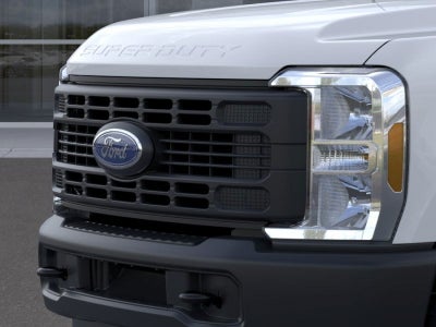 2025 Ford Chassis Cab F-350® XL