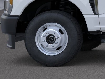 2025 Ford Chassis Cab F-350® XL