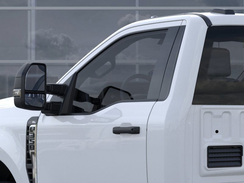 2025 Ford Chassis Cab F-350® XL