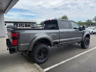 2025 Ford Super Duty F-250® Lariat® Black Widow
