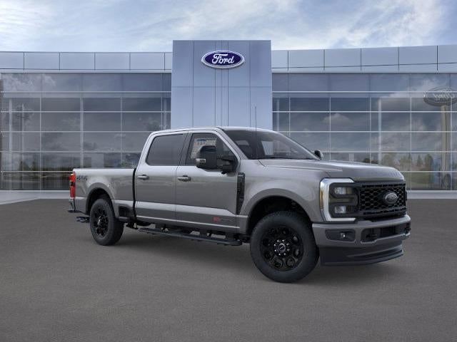 2025 Ford Super Duty F-250® Lariat® Black Widow