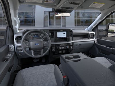 2025 Ford Super Duty F-350® XL