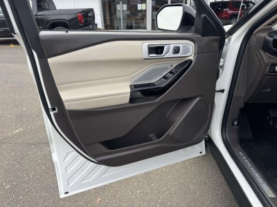 2023 Ford Explorer Platinum