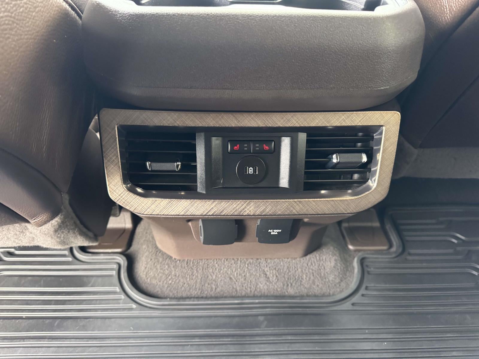 2023 Ford F-450SD King Ranch DRW