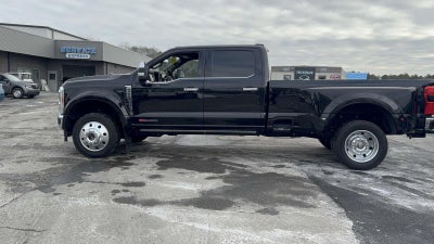 2023 Ford F-450SD King Ranch DRW