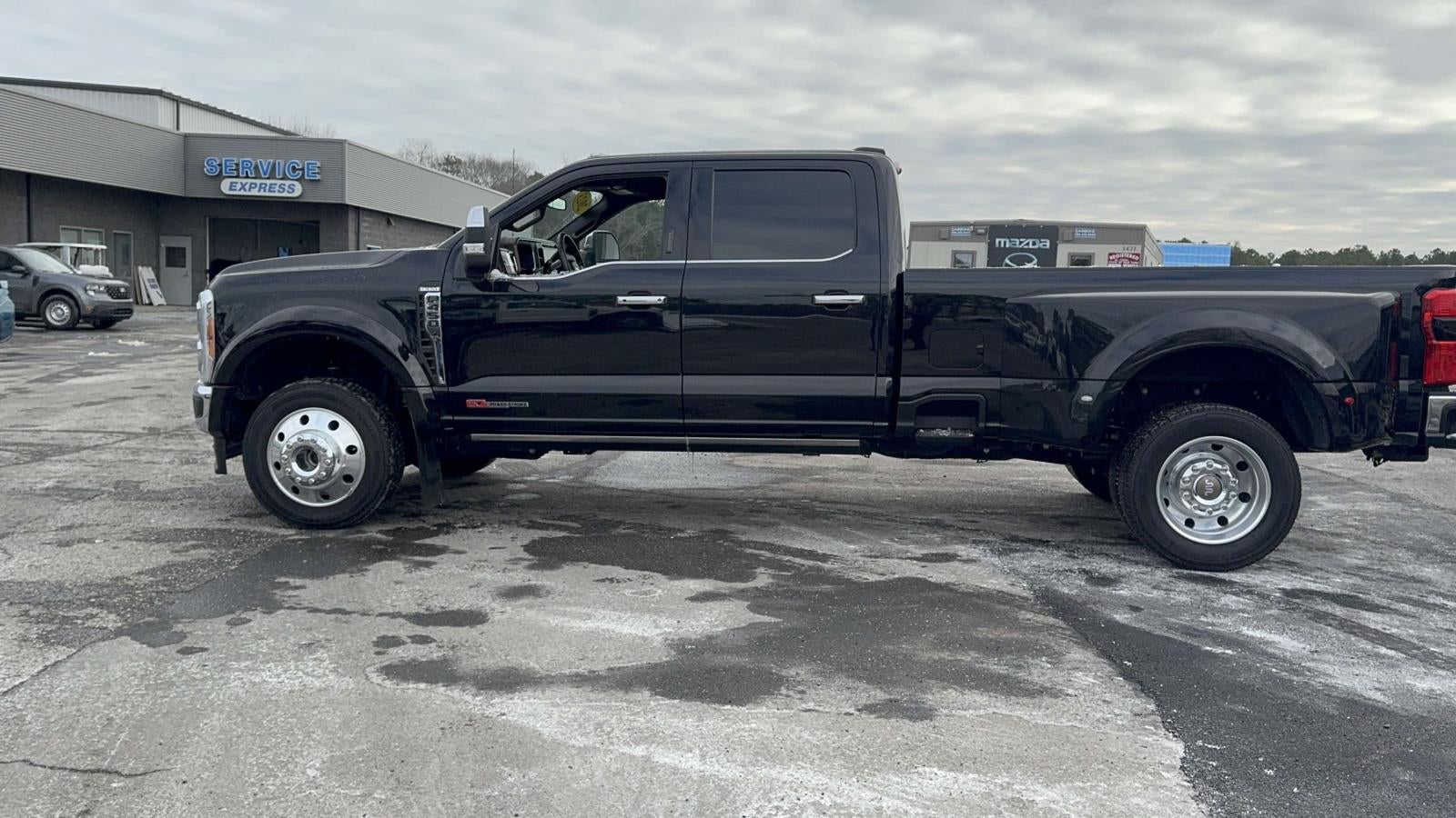 2023 Ford F-450SD King Ranch DRW