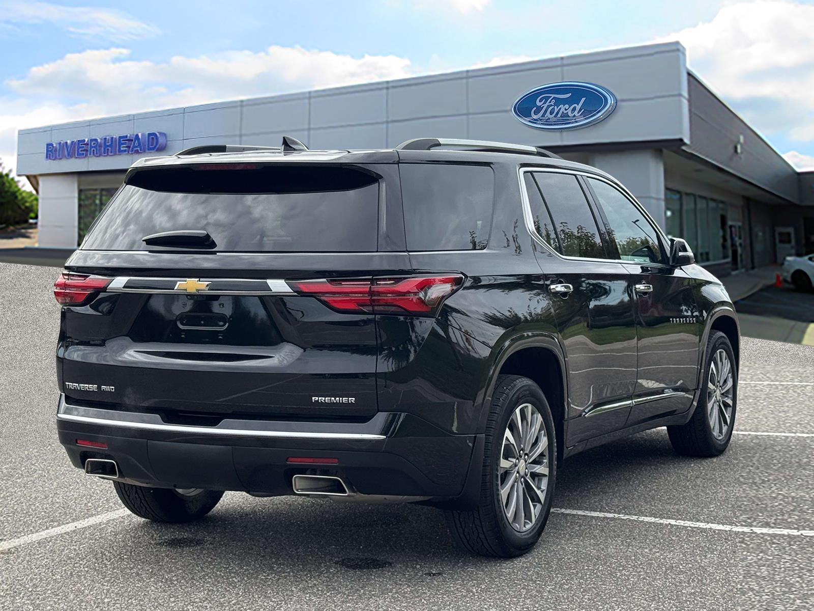 2023 Chevrolet Traverse Premier