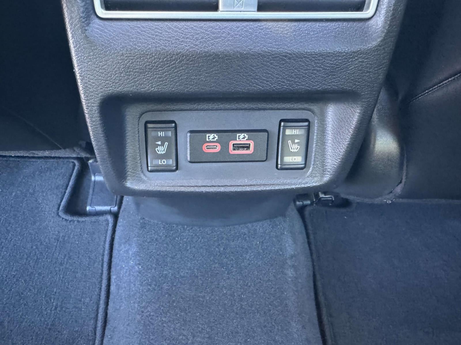 2023 Nissan Maxima Platinum