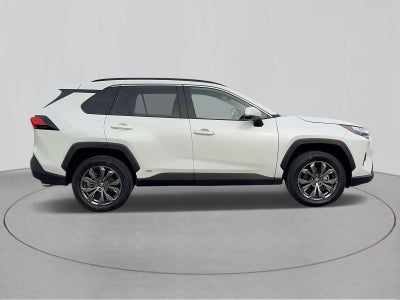 2022 Toyota RAV4 Hybrid XLE Premium