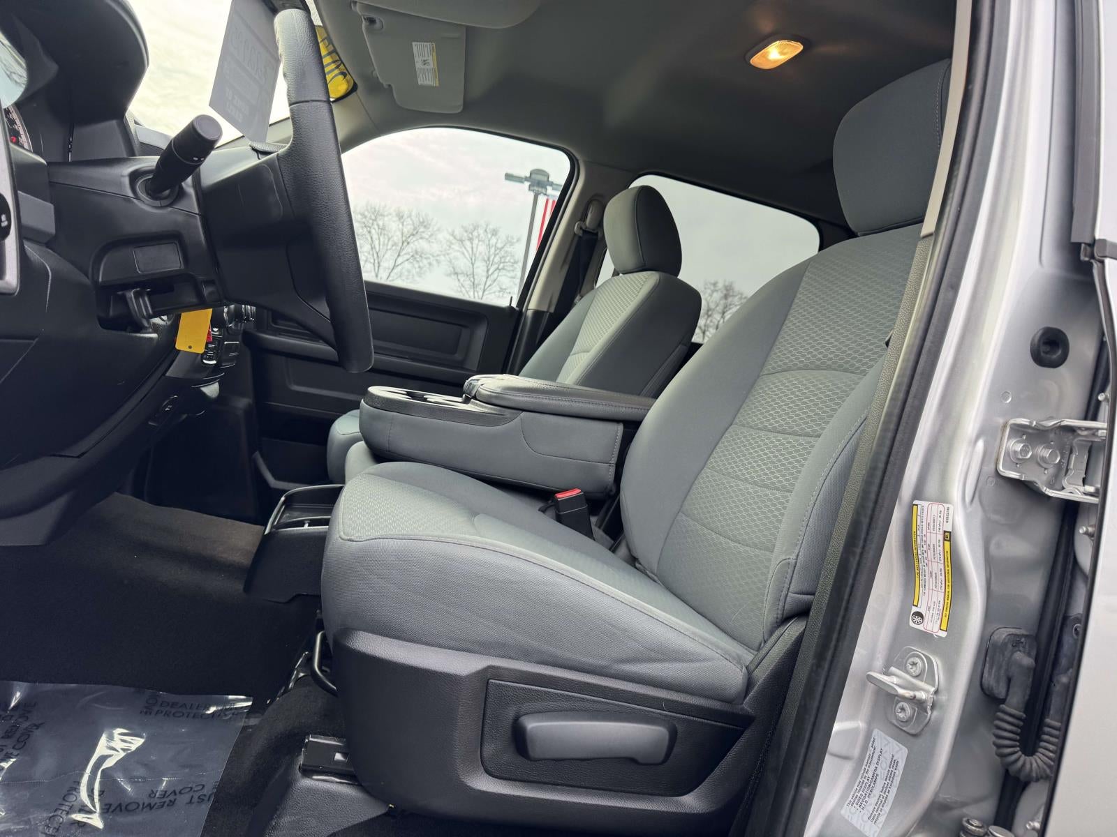 2017 RAM 1500 Express