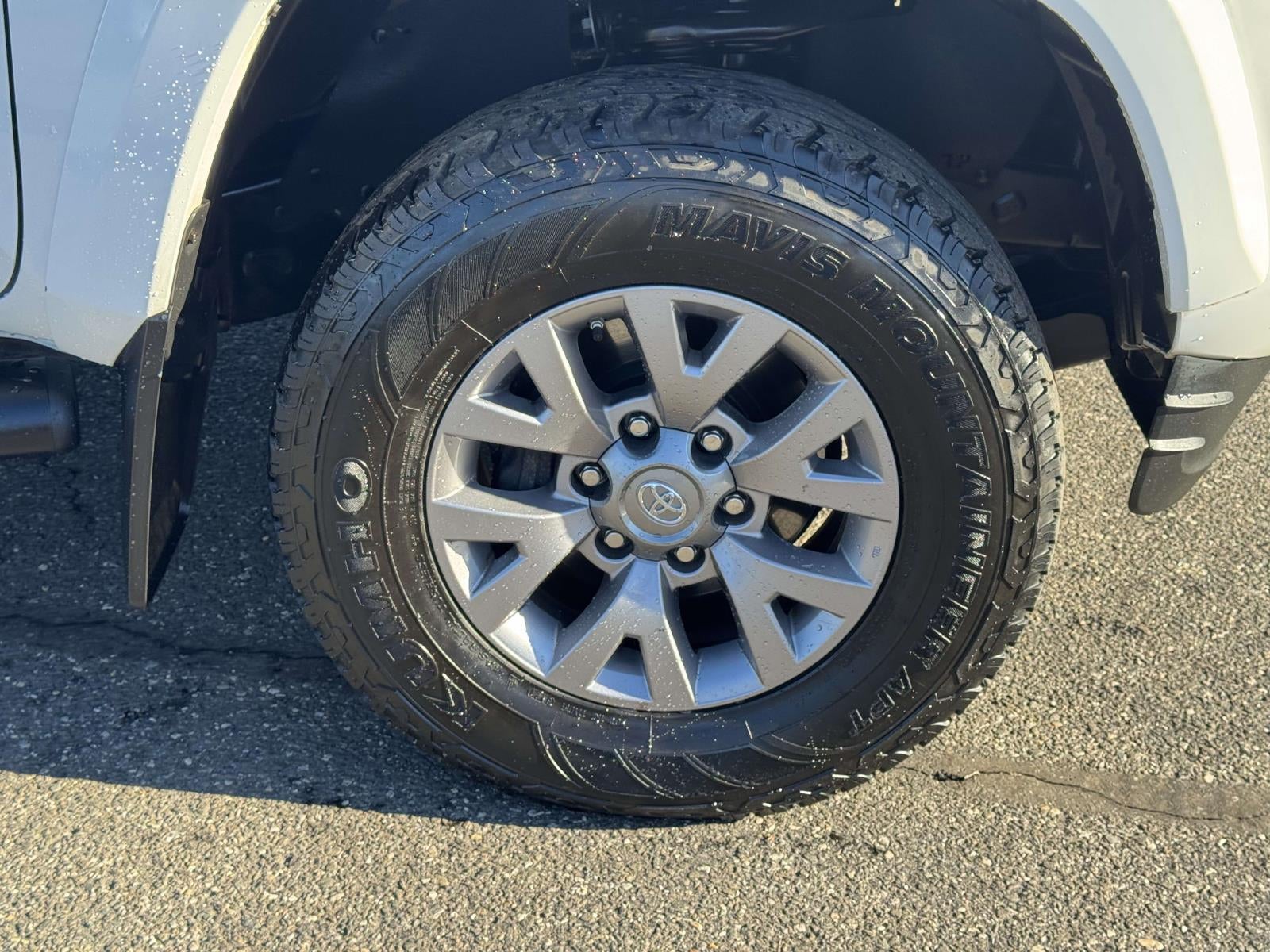 2019 Toyota Tacoma SR5 V6