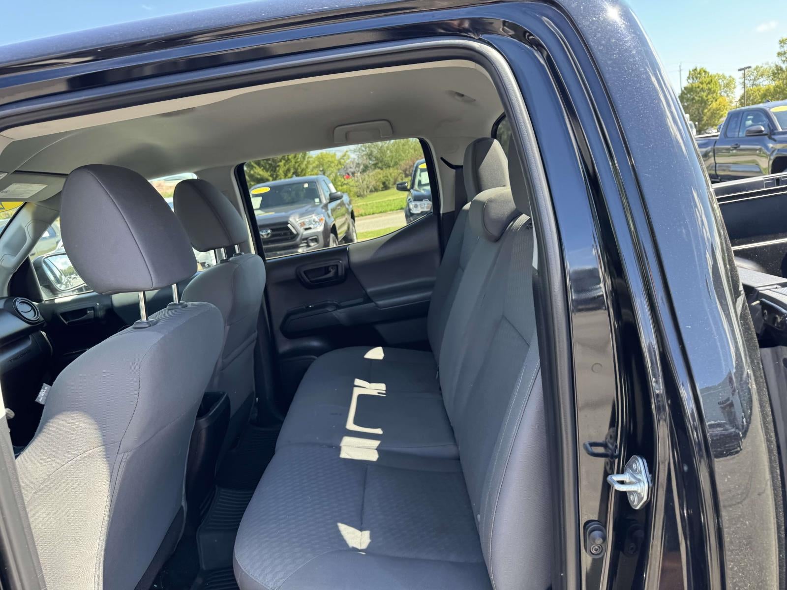 2022 Toyota Tacoma SR V6