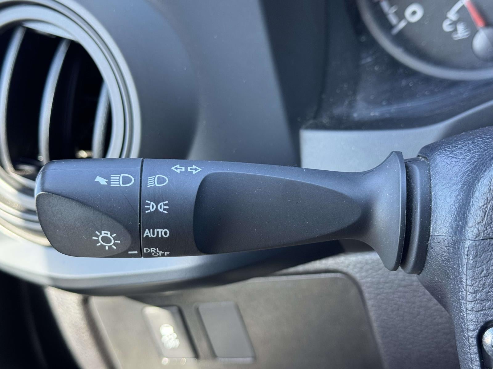 2022 Toyota Tacoma SR V6