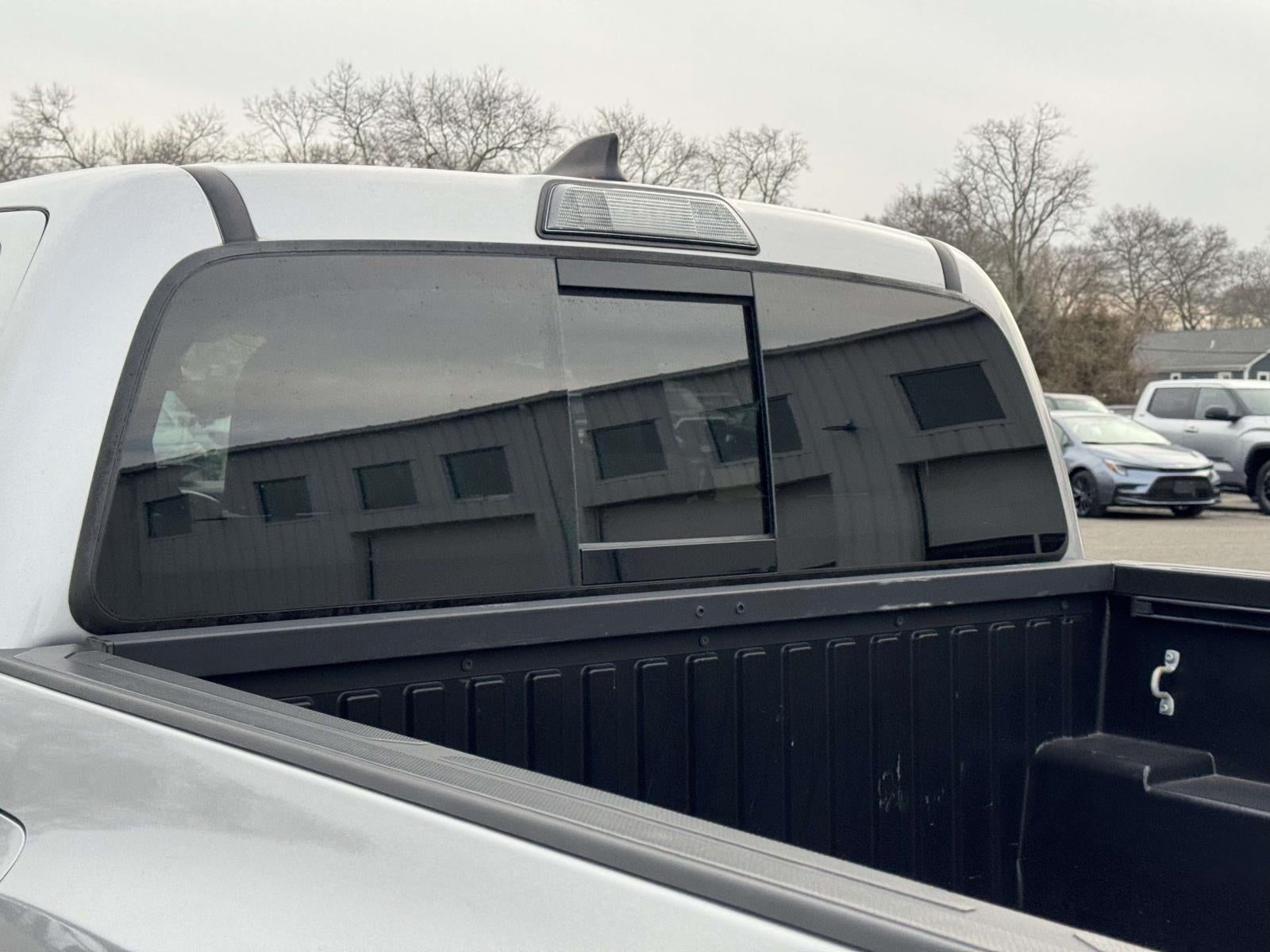 2018 Toyota Tacoma SR5 V6