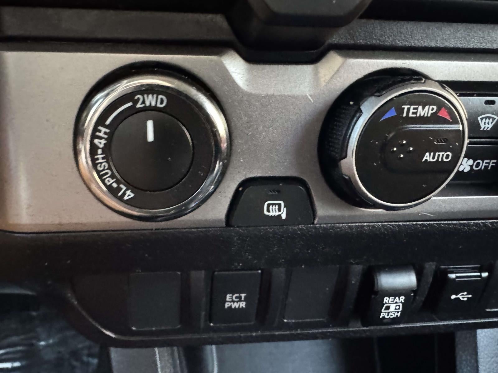 2022 Toyota Tacoma SR5 V6