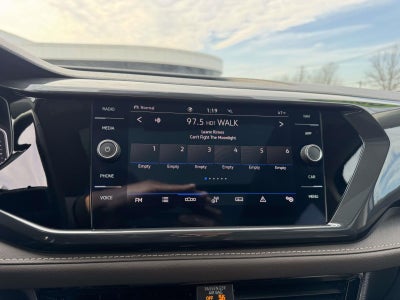 2023 Volkswagen Taos 1.5T SEL