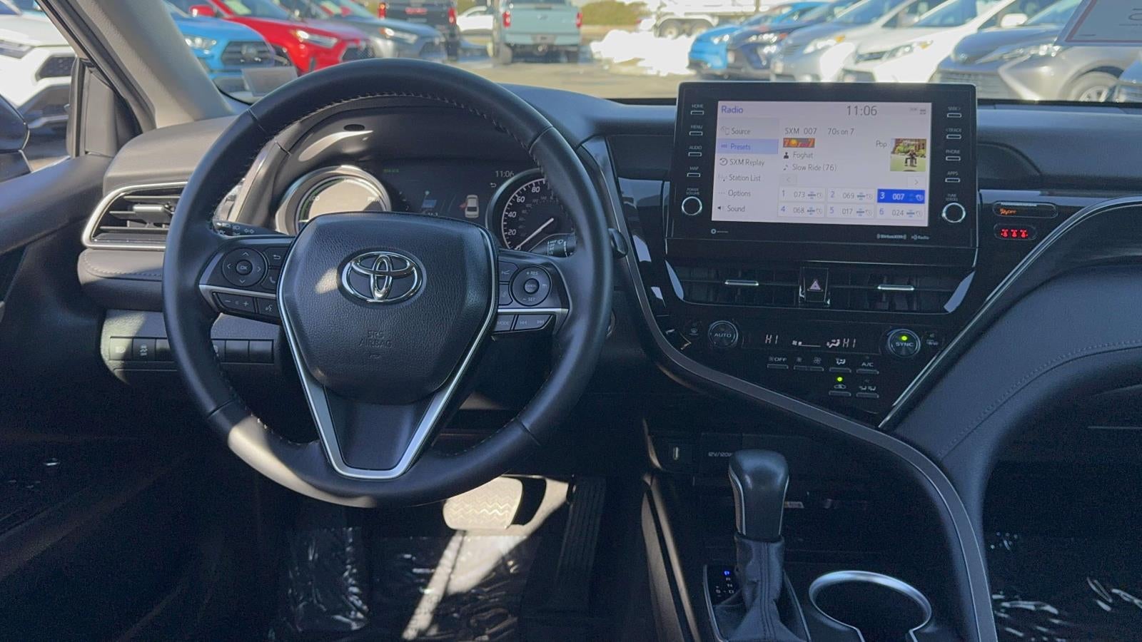 2023 Toyota Camry Hybrid XLE