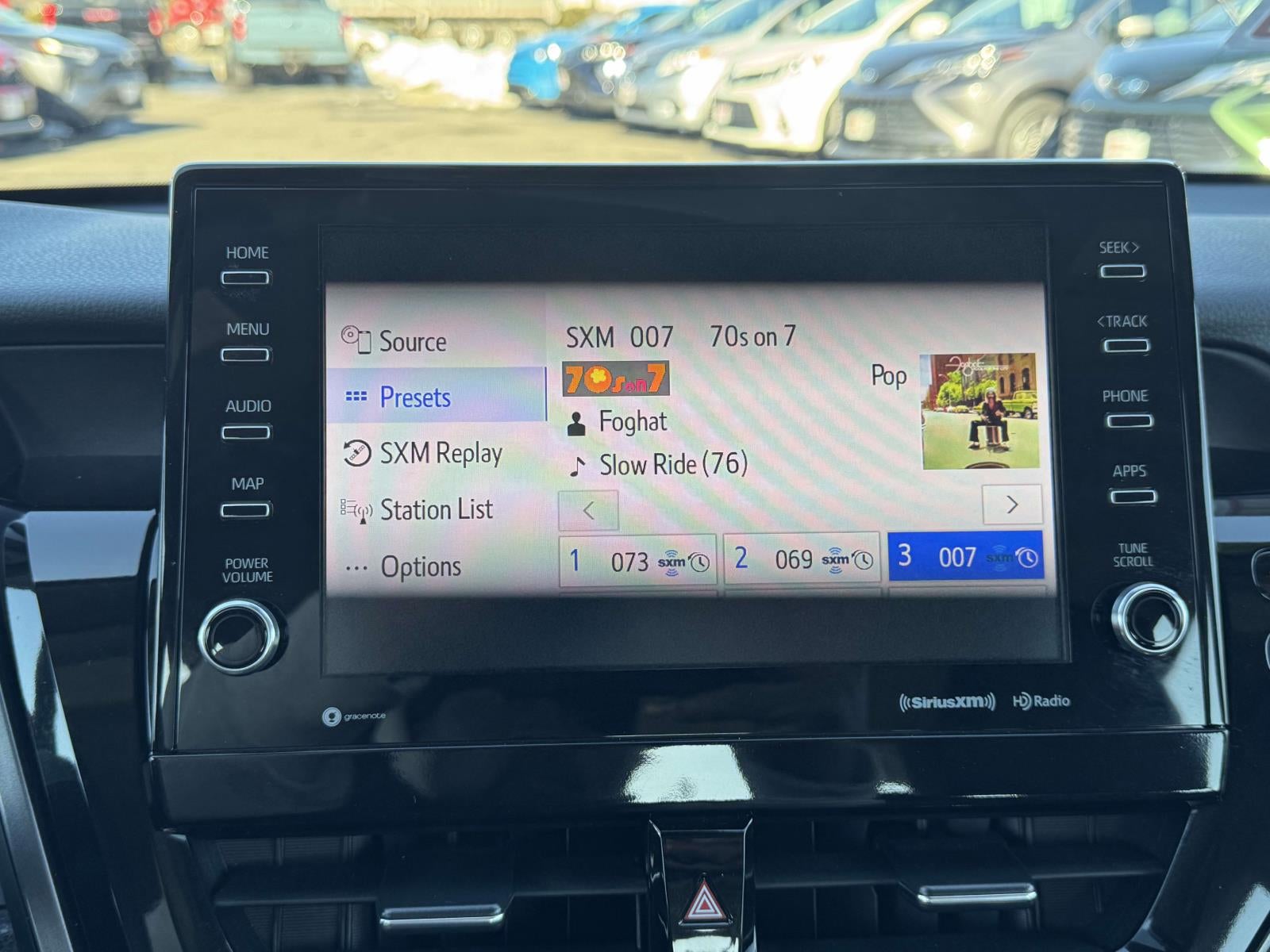 2023 Toyota Camry Hybrid XLE