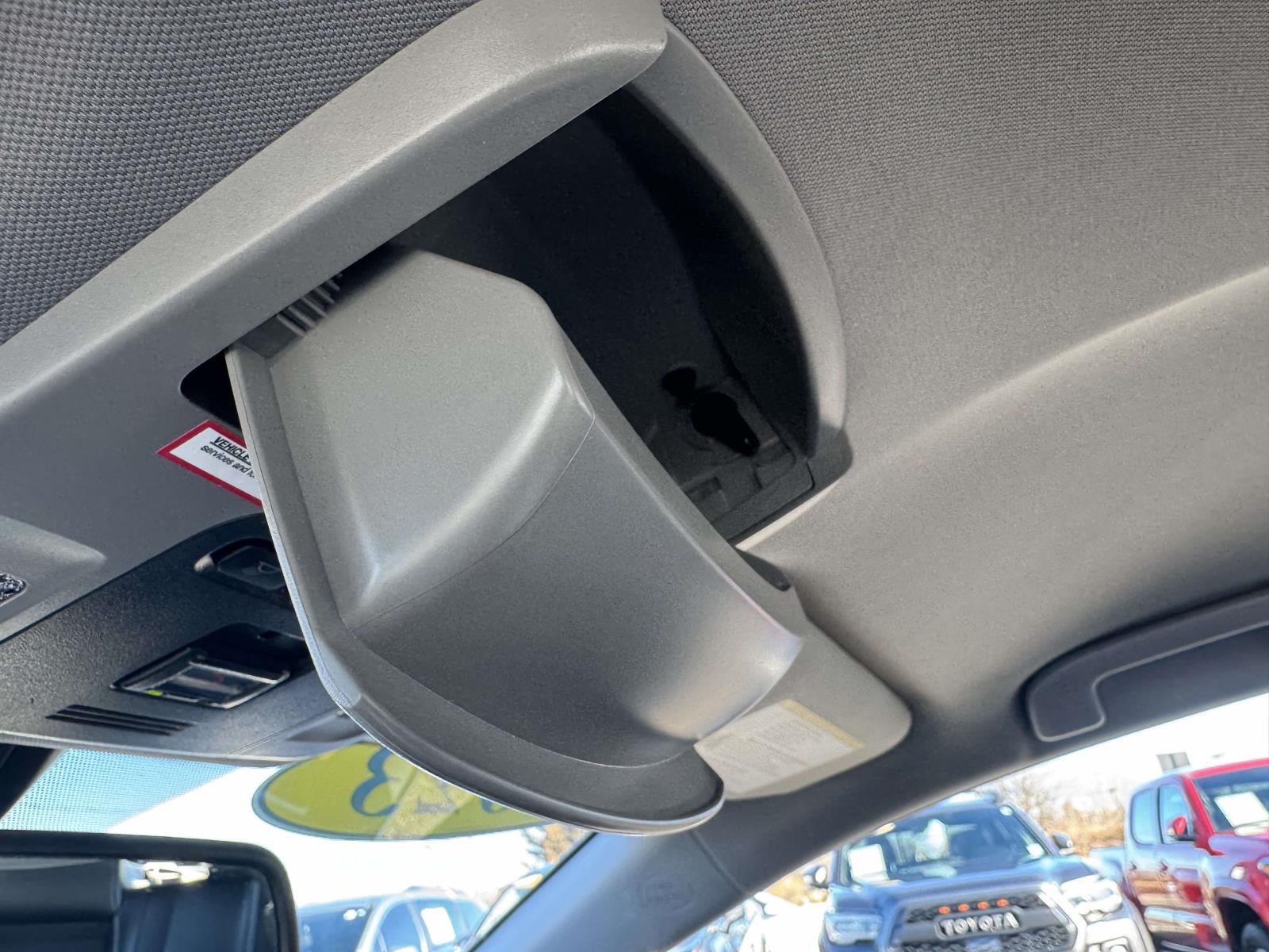 2023 Toyota Camry Hybrid XLE