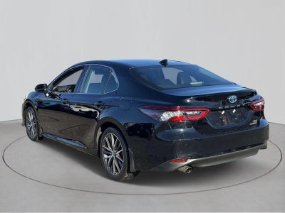 2023 Toyota Camry Hybrid XLE