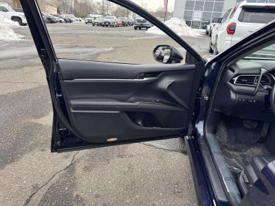 2021 Toyota Camry Hybrid XLE