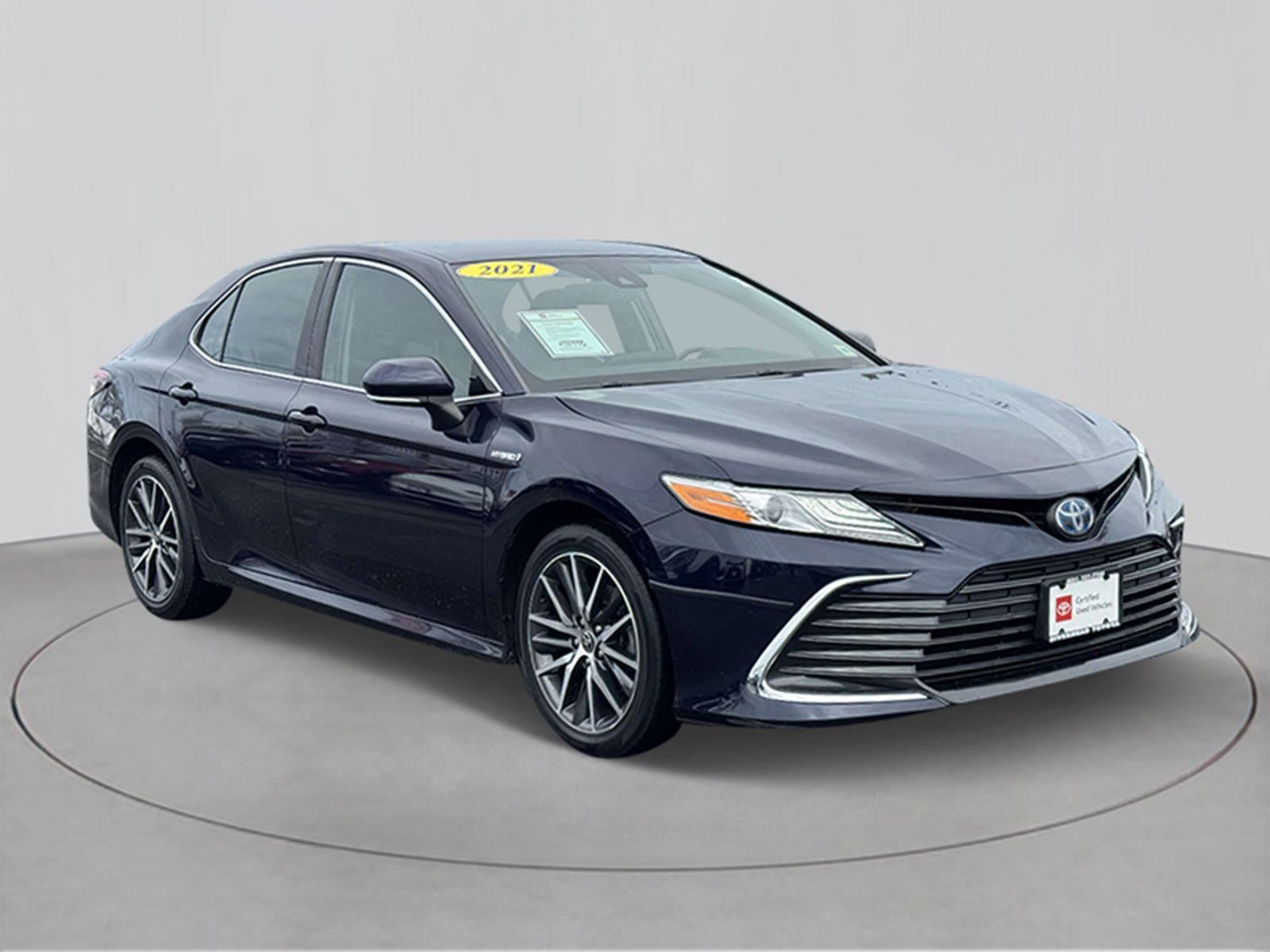 2021 Toyota Camry Hybrid XLE