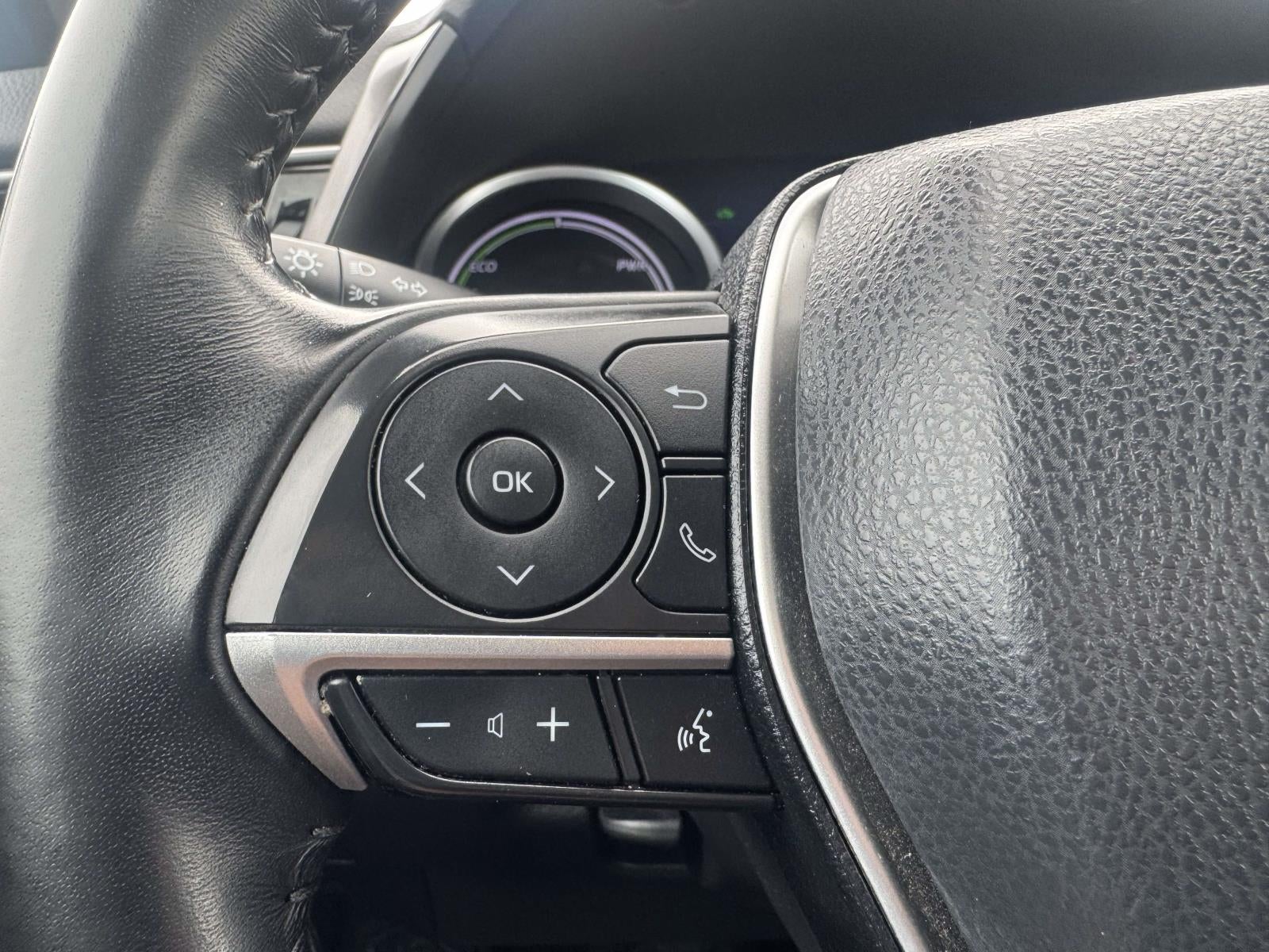 2021 Toyota Camry Hybrid XLE