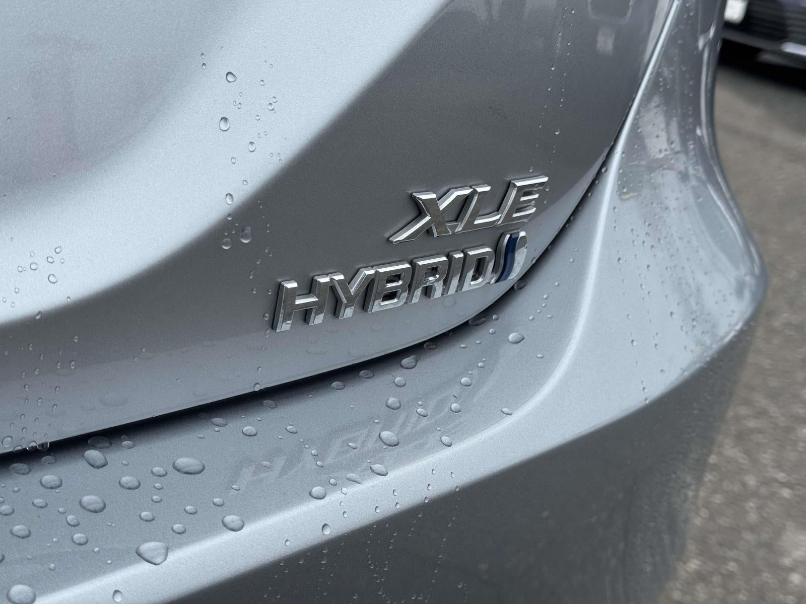 2023 Toyota Camry Hybrid XLE