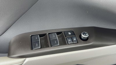 2023 Toyota Camry Hybrid XLE