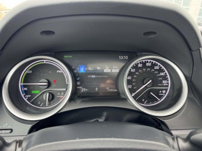 2023 Toyota Camry Hybrid XLE