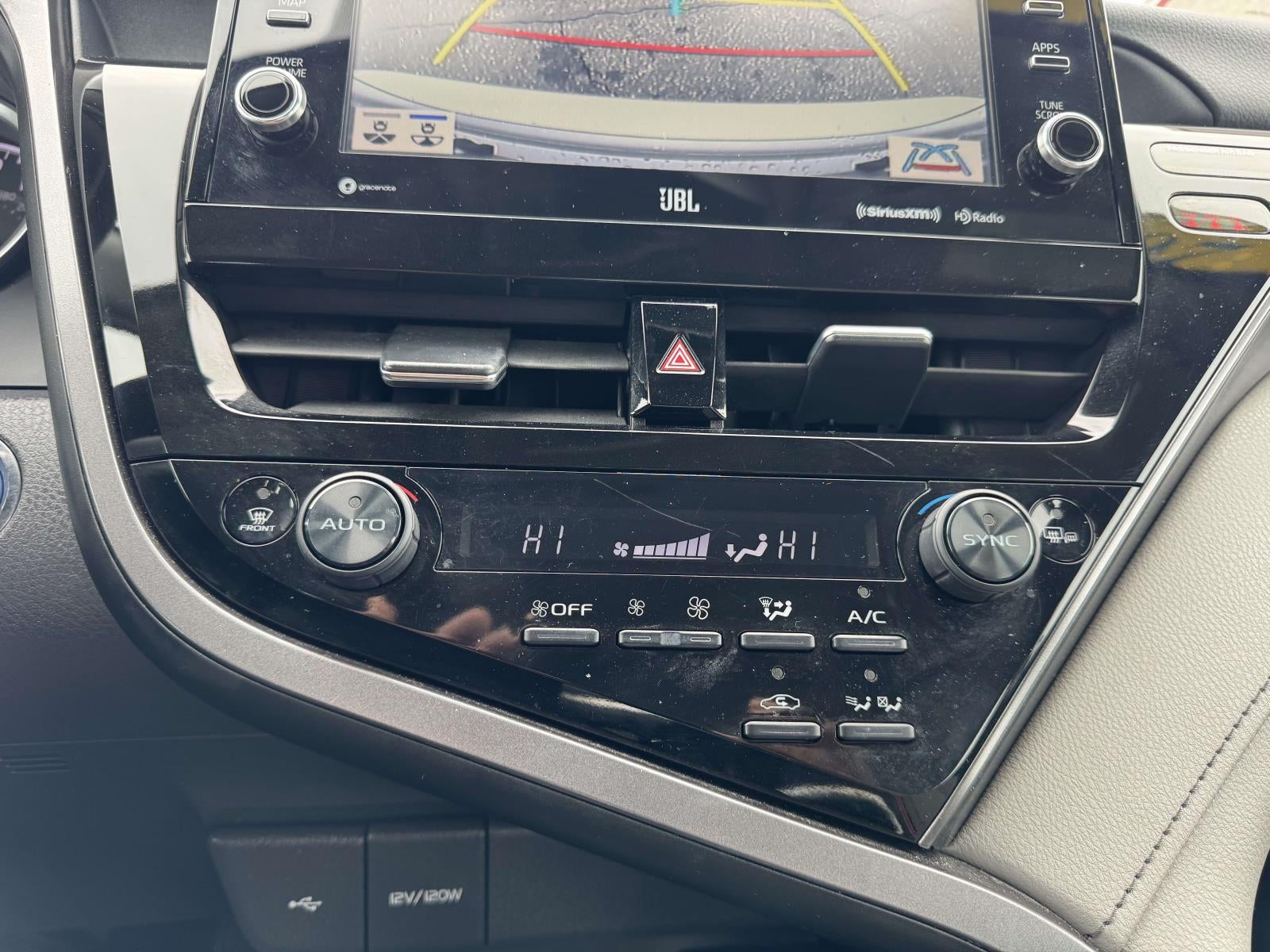 2023 Toyota Camry Hybrid XLE