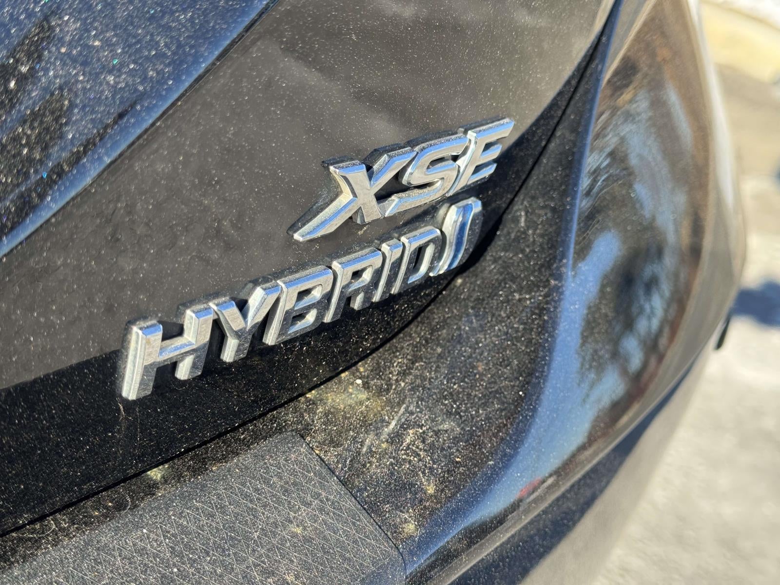 2021 Toyota Camry Hybrid XSE