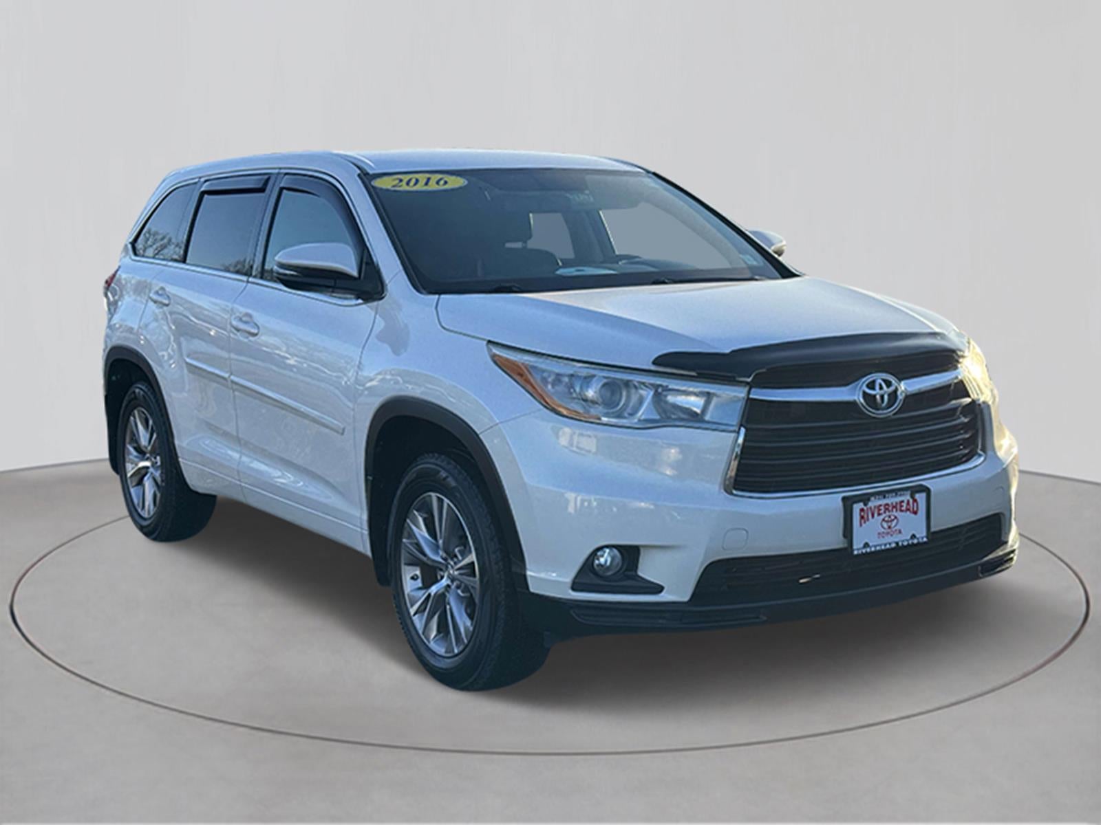2016 Toyota Highlander LE V6