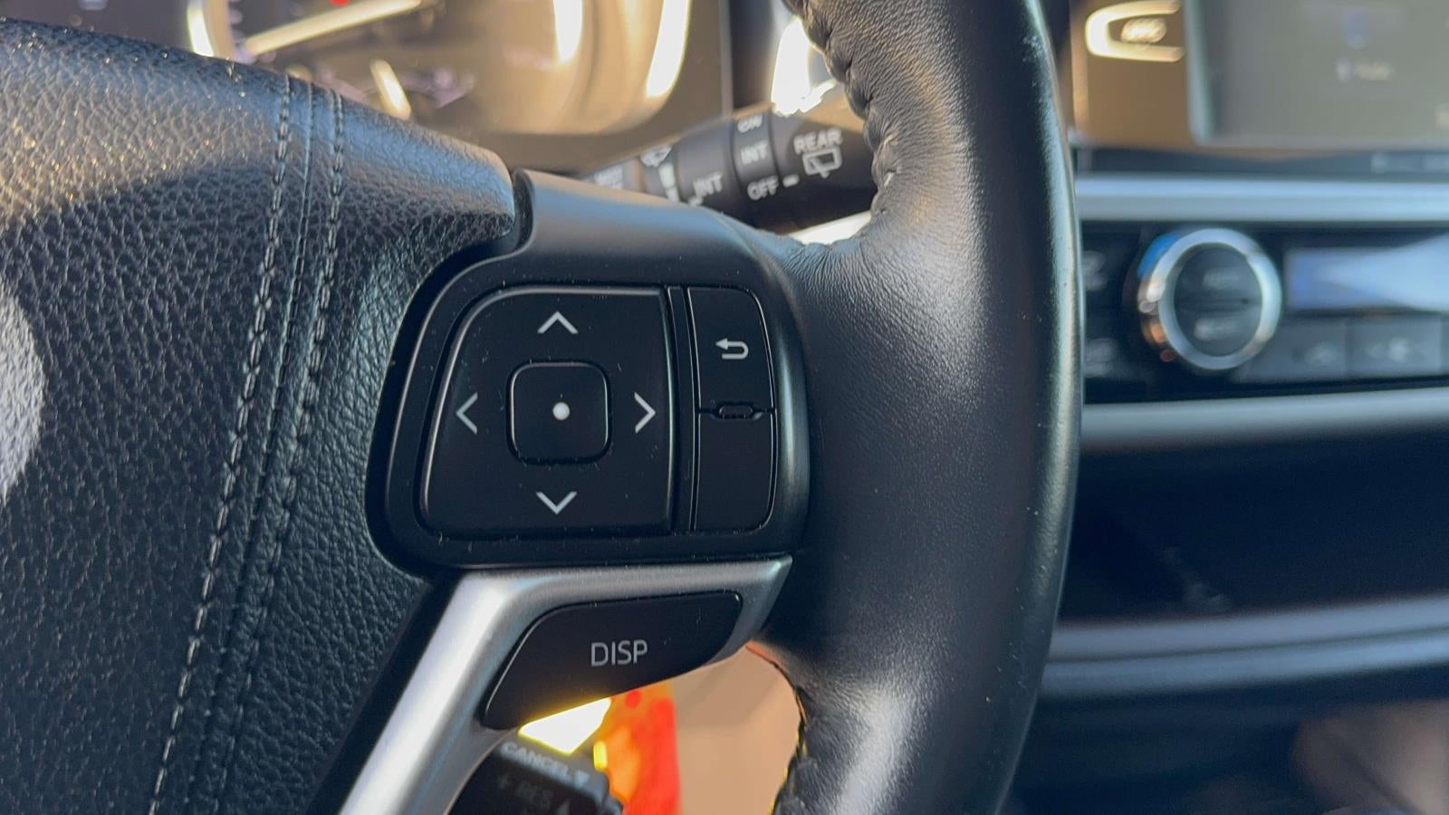 2016 Toyota Highlander LE V6