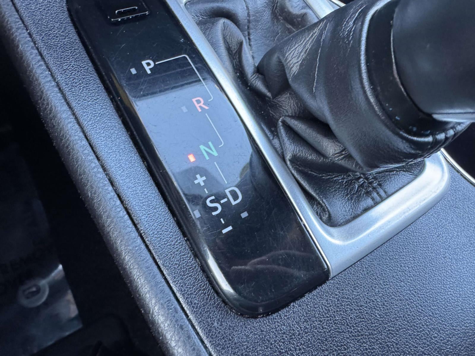 2016 Toyota Highlander LE V6