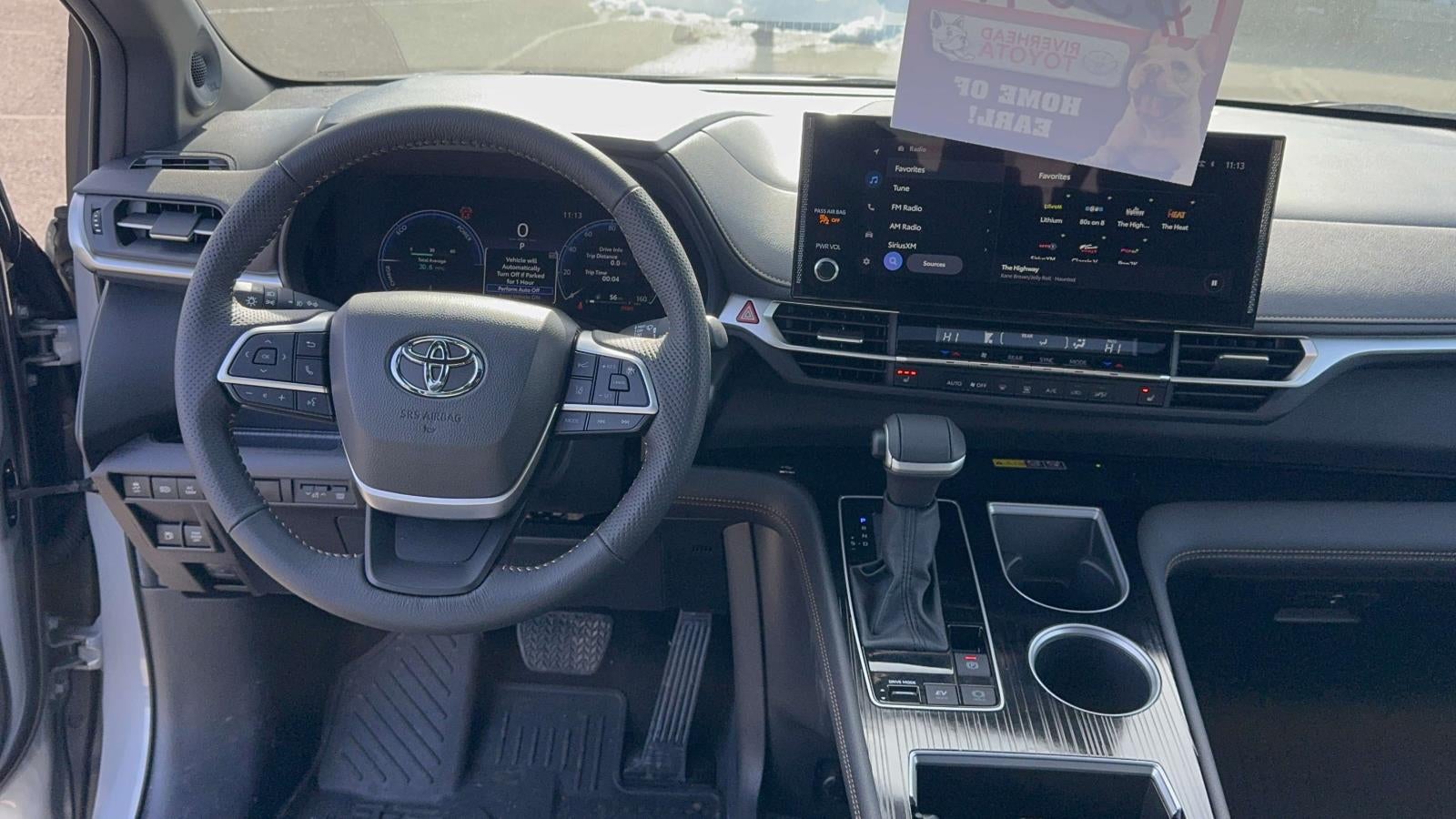 2025 Toyota Sienna Woodland Edition 7 Passenger