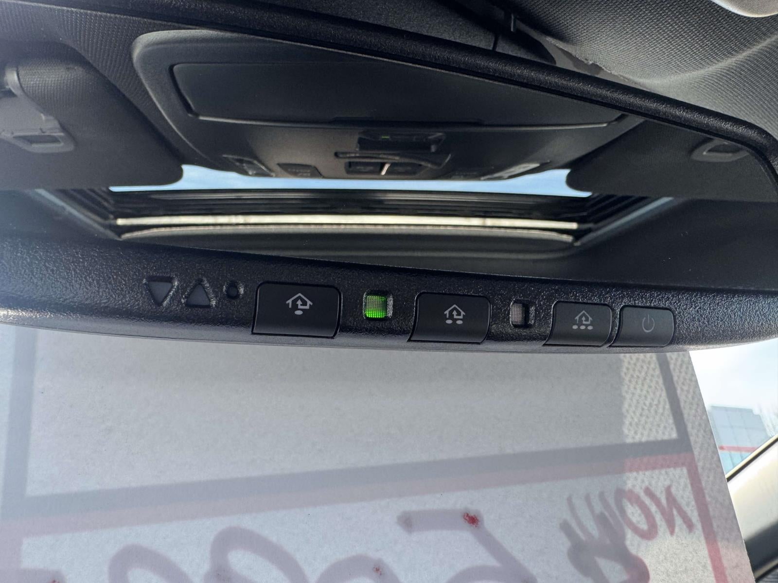 2025 Toyota Sienna Woodland Edition 7 Passenger