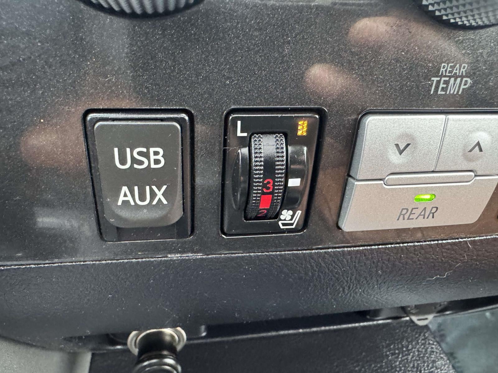 2016 Toyota Sequoia Platinum