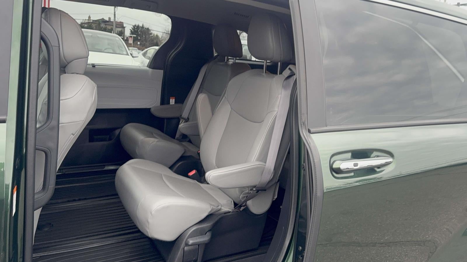 2025 Toyota Sienna XLE 7 Passenger