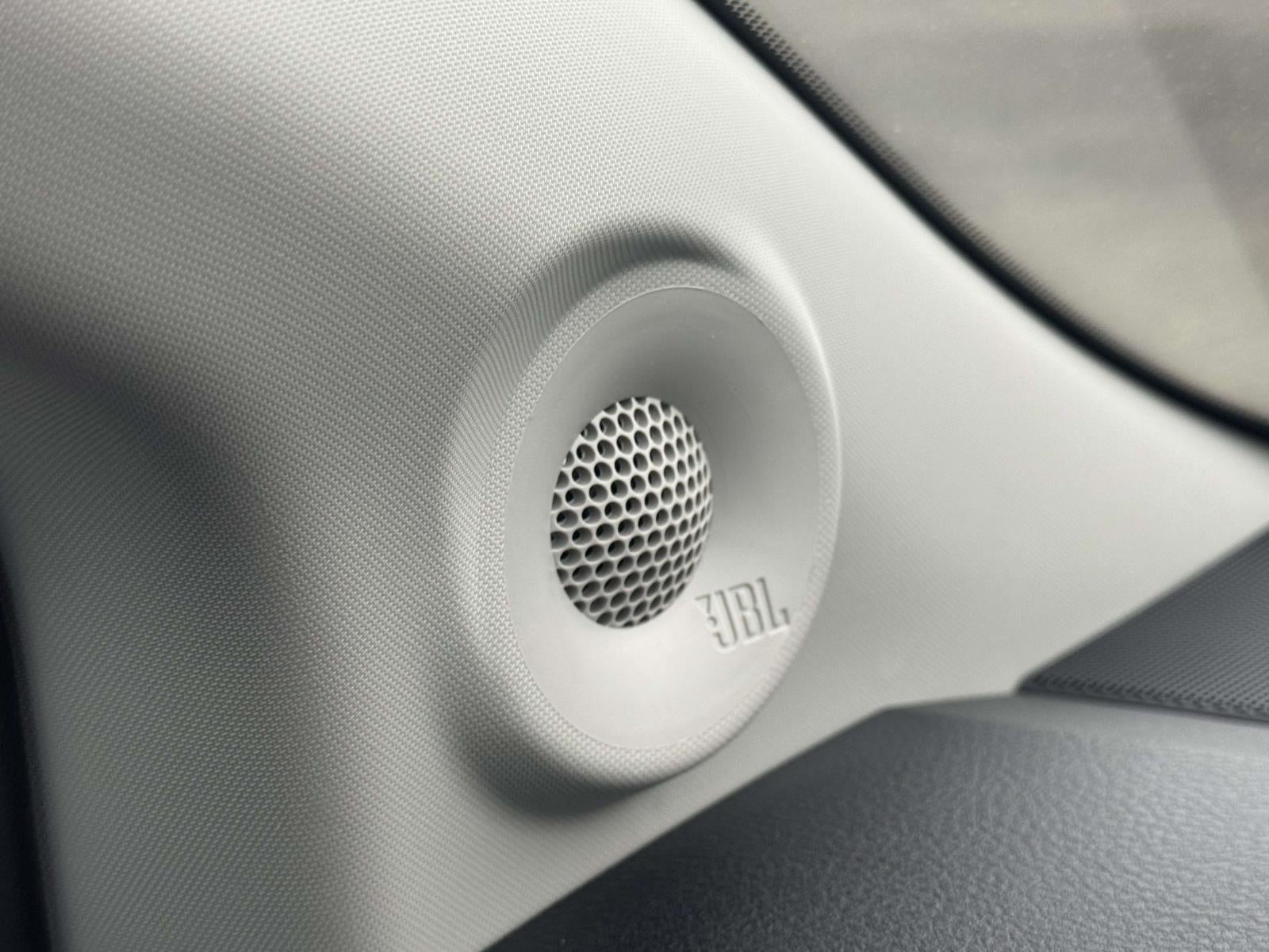 2025 Toyota Sienna XLE 7 Passenger