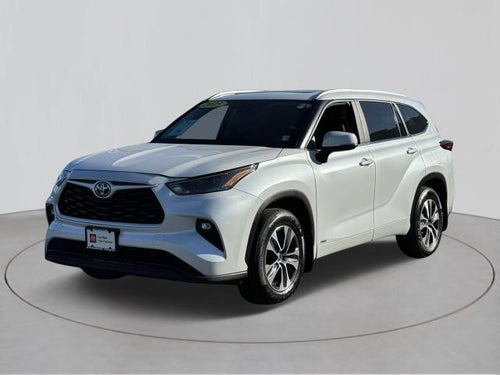 2023 Toyota Highlander Hybrid XLE